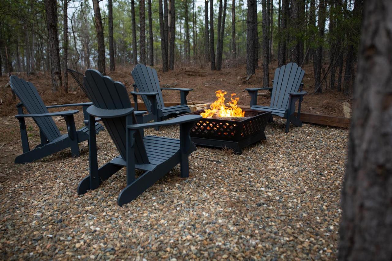 New Luxury Cabin, Hot Tub, Forest Views,Hotel Style Amenities Broken Bow Extérieur photo