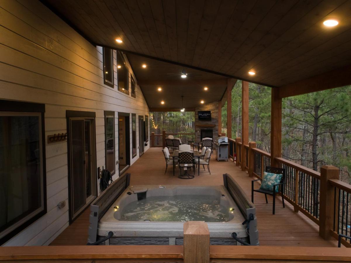 New Luxury Cabin, Hot Tub, Forest Views,Hotel Style Amenities Broken Bow Extérieur photo